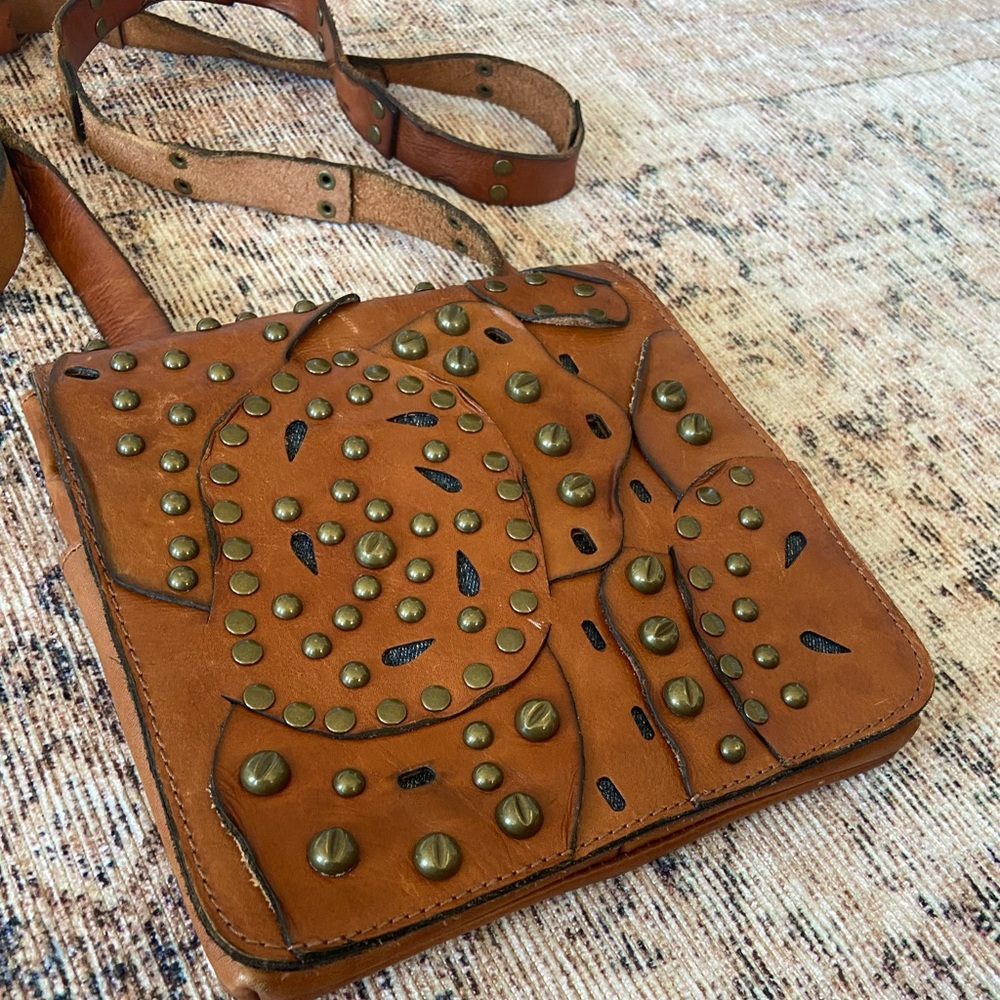 πSOLD Patricia Nash Rosa Brown Leather Studded Crossbody Bag - Picture 6 of 9